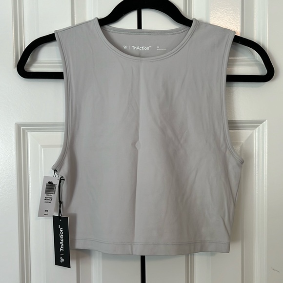 TnAction TNABUTTER ™ MUSCLE TANK in CHROME - Picture 2 of 4